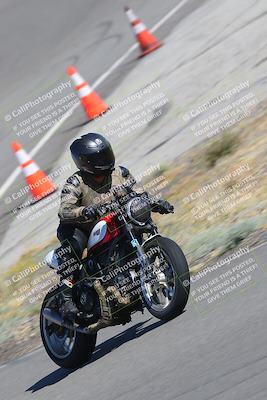 media/Nov-12-2023-Classic Track Days (Sun) [[11f17acb81]]/Group 3/session 2 turn 9/